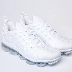 Nike Vapormax Plus Triple White Size 11.. DEADSTOCK NEVER TRIED ON.. NO BOX!.